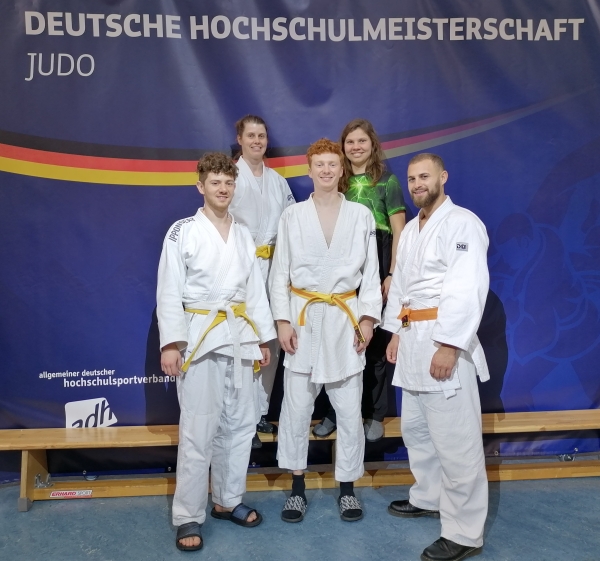 Deutsche Hochschulmeisterschaft Judo: 2. Platz bei den Newcomern für Augsburg
